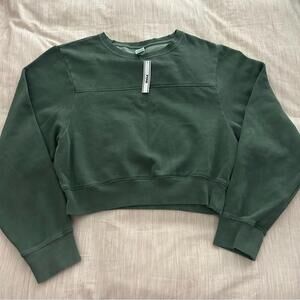 PINK Victoria’s Secret Cropped Pullover Sweater